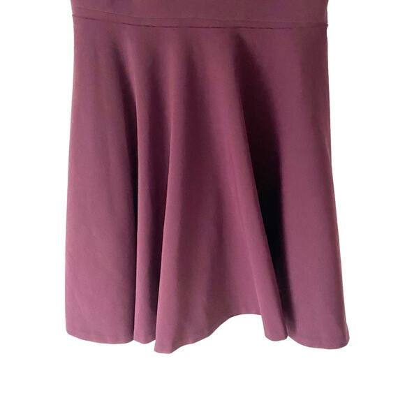 Diane Von  Furstenberg Jeannie Dress in Brazen Plum size 2 Fit & Flare style - Picture 4 of 9